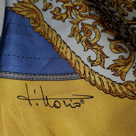 Designer Signed Hilton Silk Scarf Norma Legge MI Italy - Picture 4 of 8